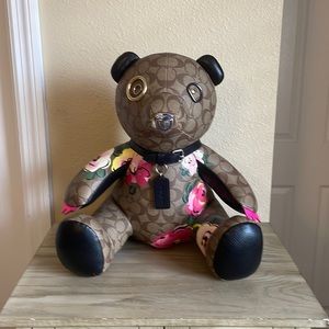 Coach bear in signature canvas with vintage rose print